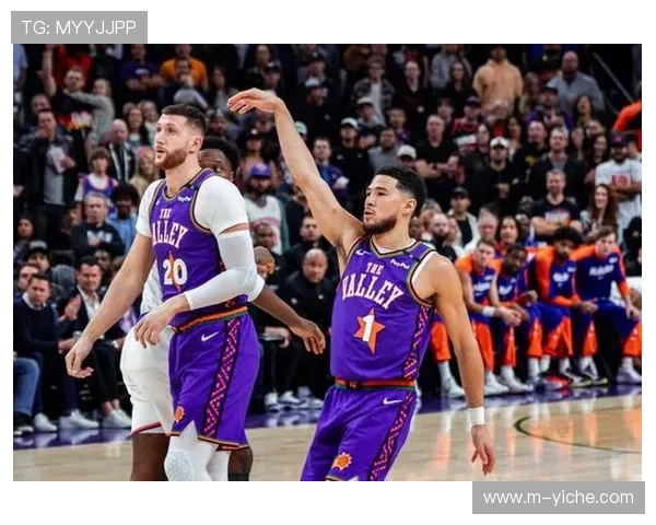 太阳四连胜遭骑士终结,布克27分难掩防守漏洞